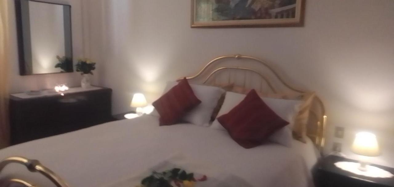 B&B Cuore E Vento Sant'Antioco Bagian luar foto